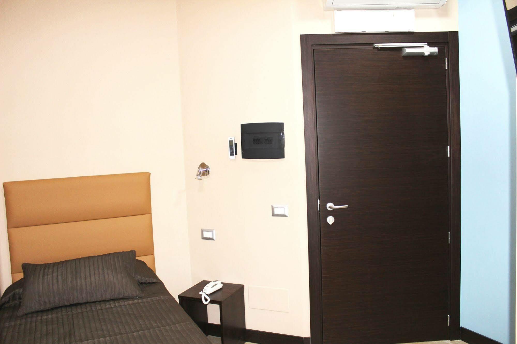 Hotel Gran Torino Rome Luaran gambar