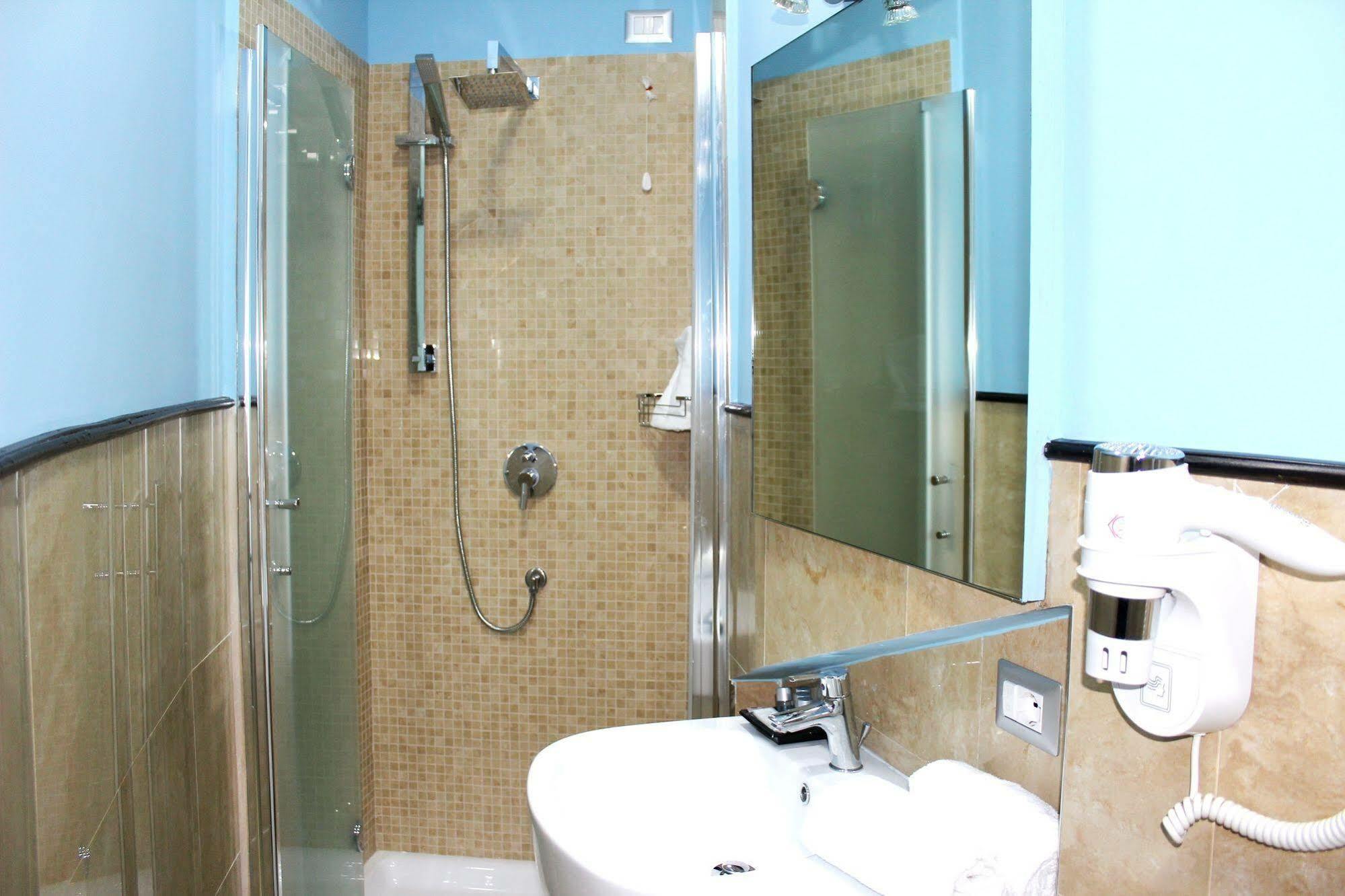 Hotel Gran Torino Rome Luaran gambar